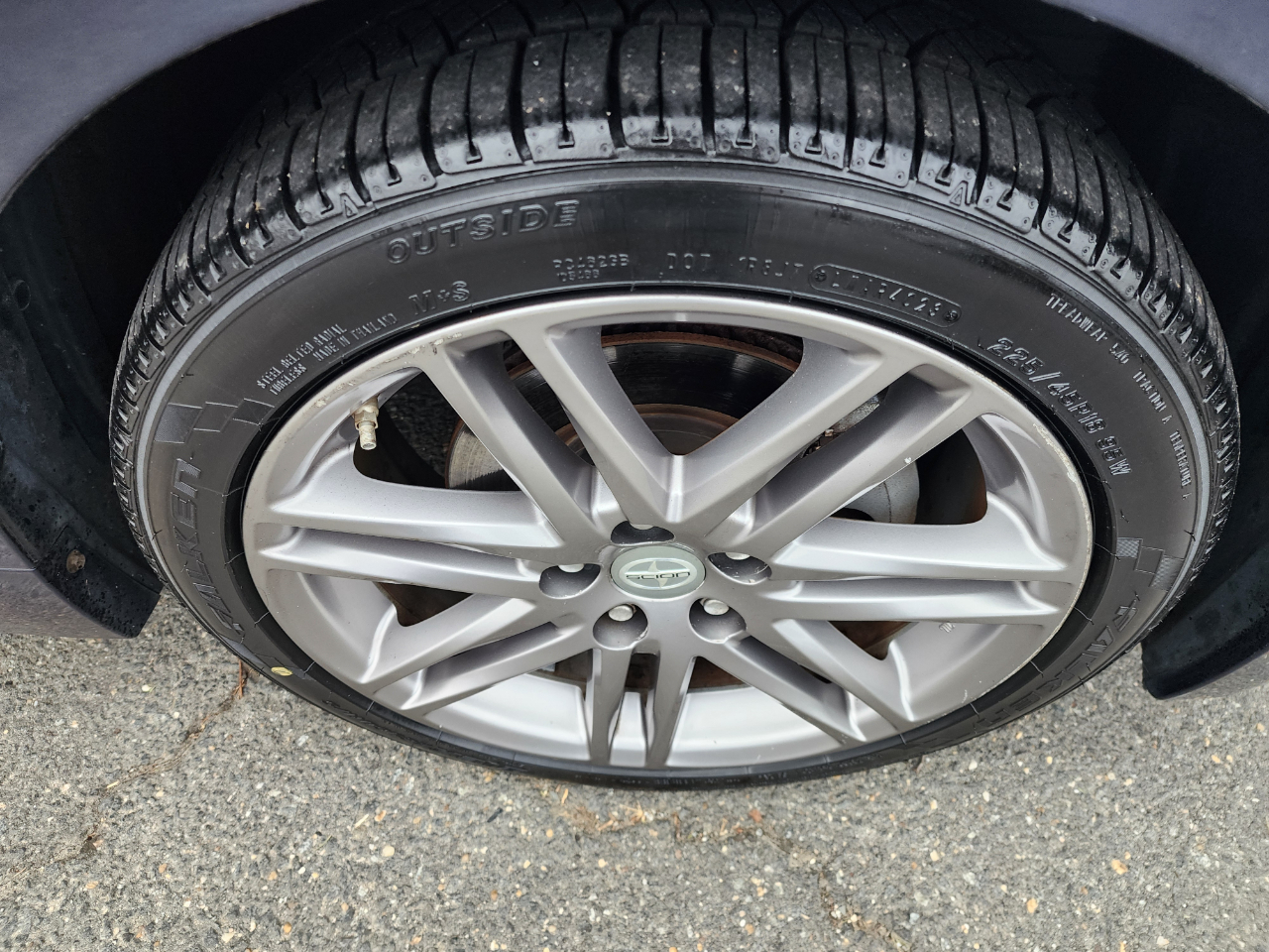 Scion tC Sports Coupe 6-Spd AT 2011