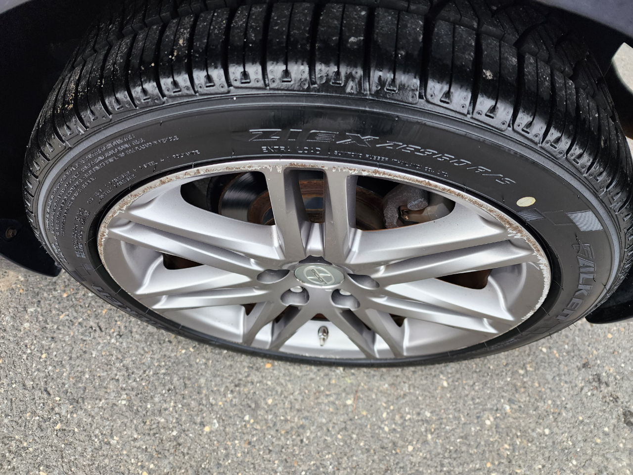 Scion tC Sports Coupe 6-Spd AT 2011