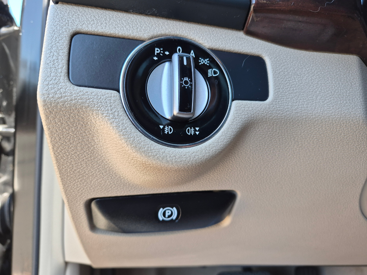 Mercedes-Benz GLK-Class GLK350 4MATIC 2010