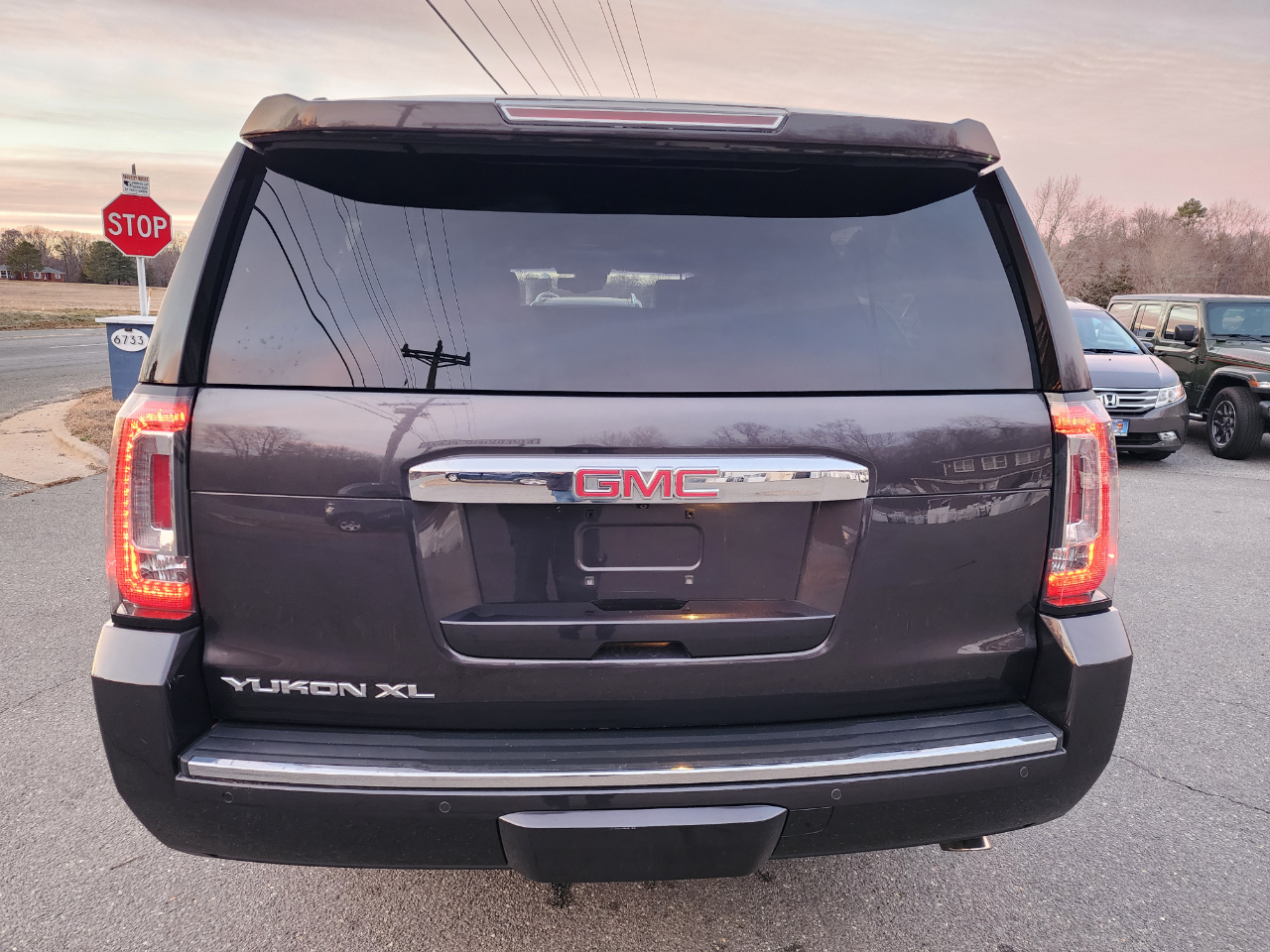 GMC Yukon XL Denali 2WD 2016