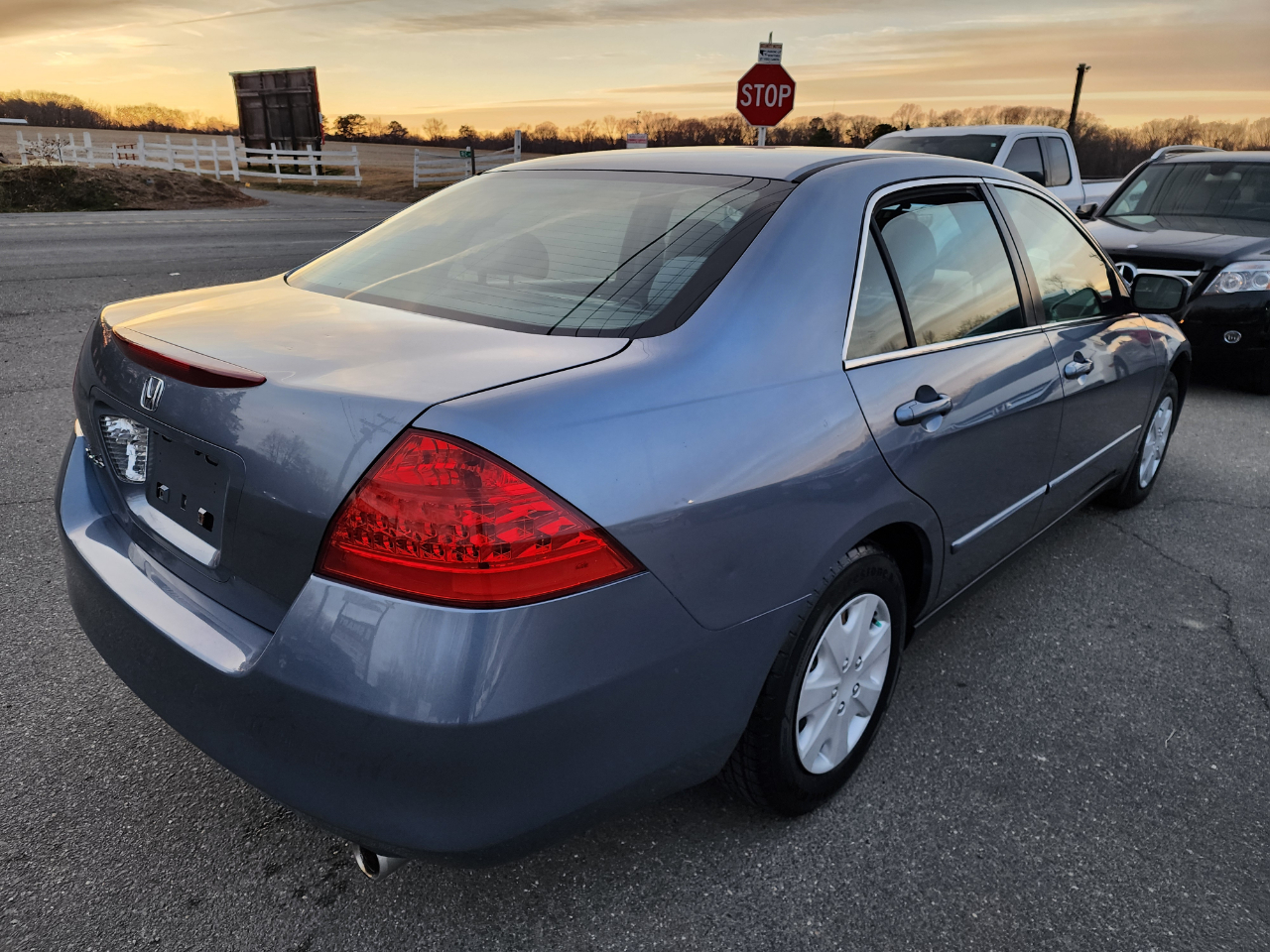 Honda Accord 4dr Sedan LX 5-Spd 2007