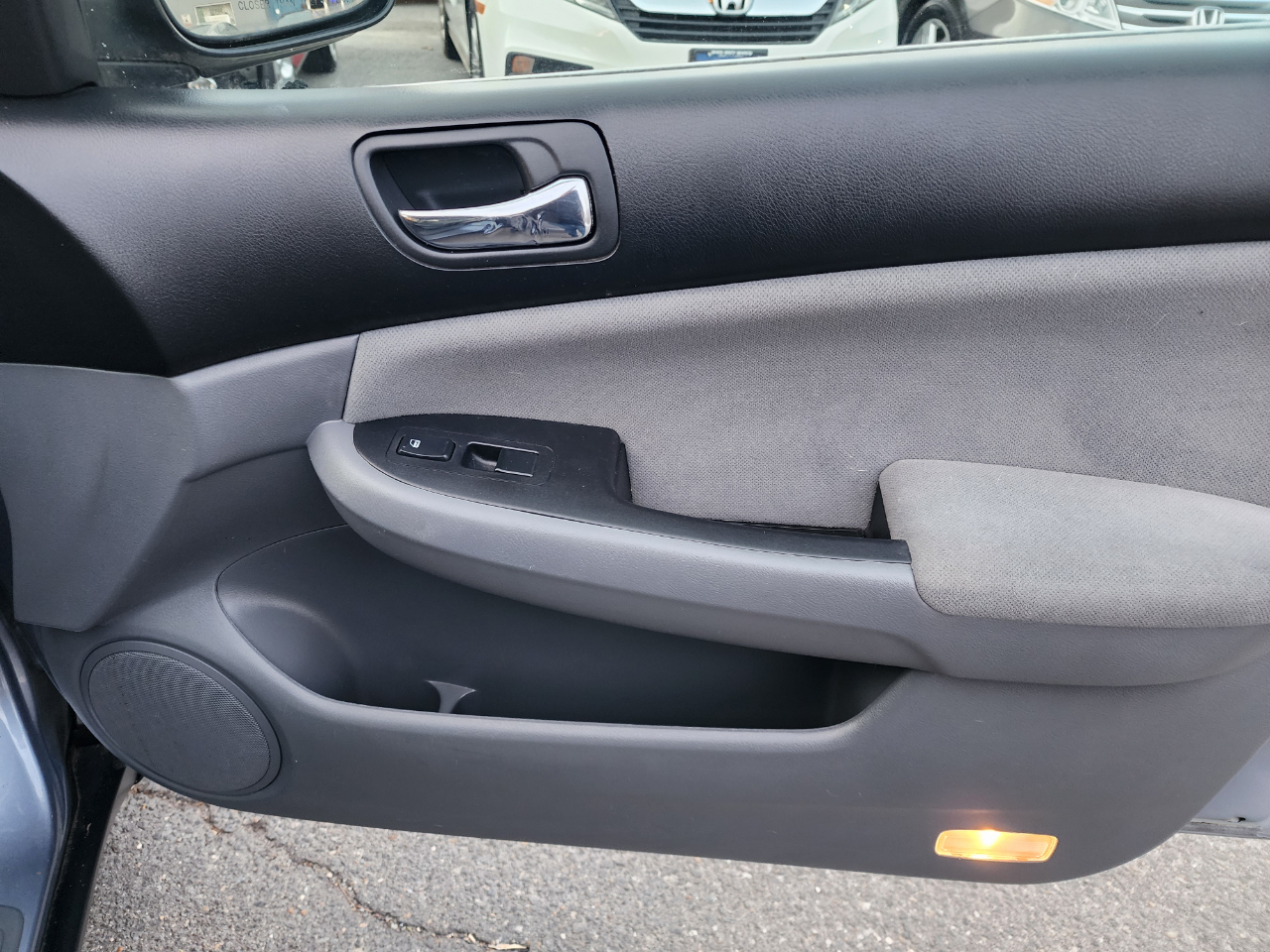 Honda Accord 4dr Sedan LX 5-Spd 2007