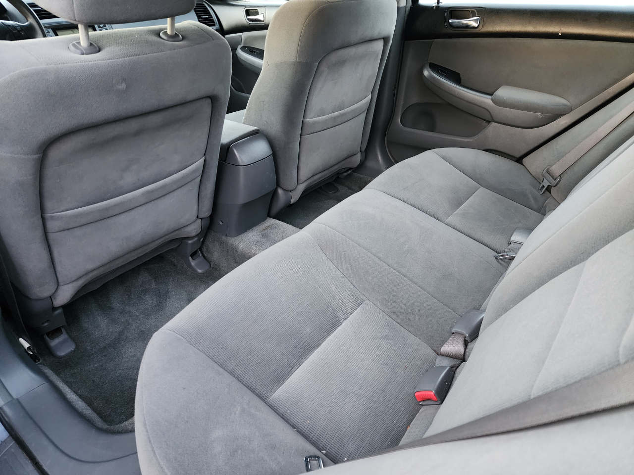 Honda Accord 4dr Sedan LX 5-Spd 2007