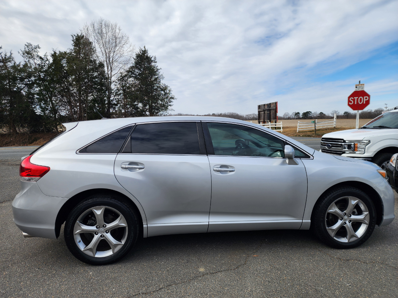 Toyota Venza FWD V6 2009