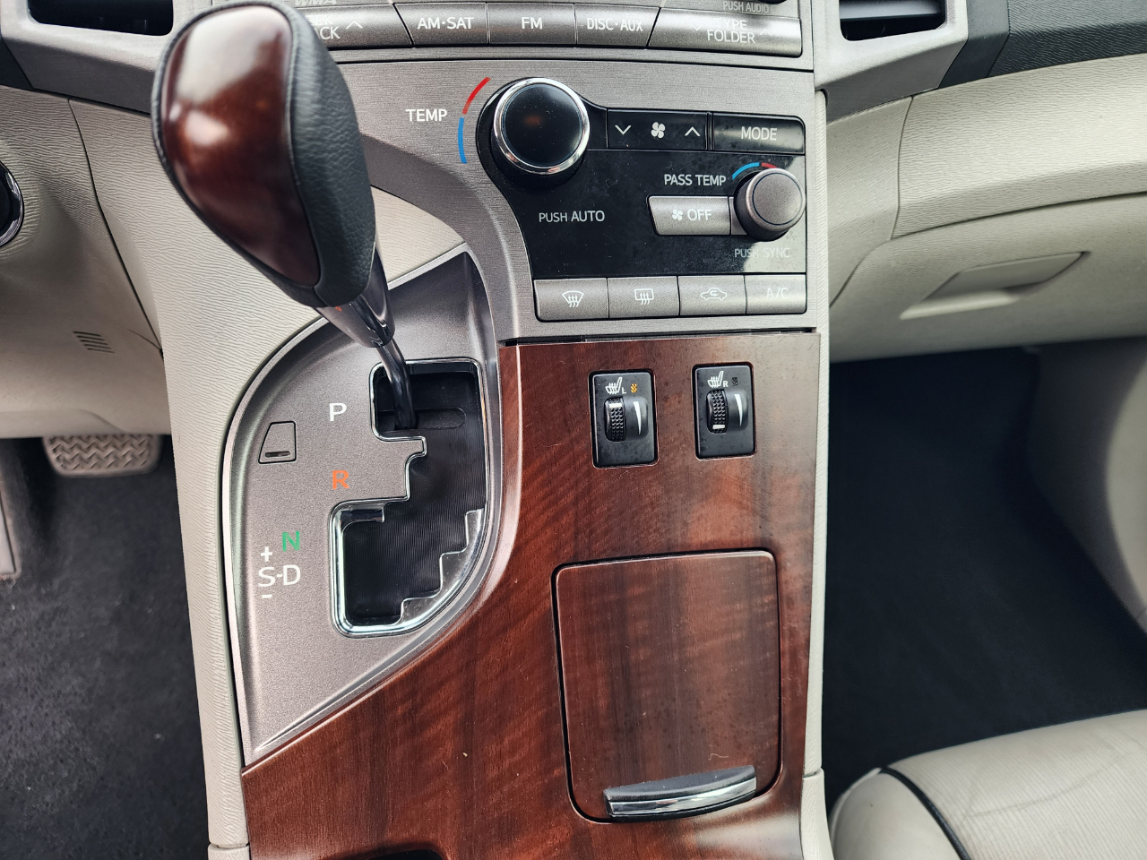 Toyota Venza FWD V6 2009