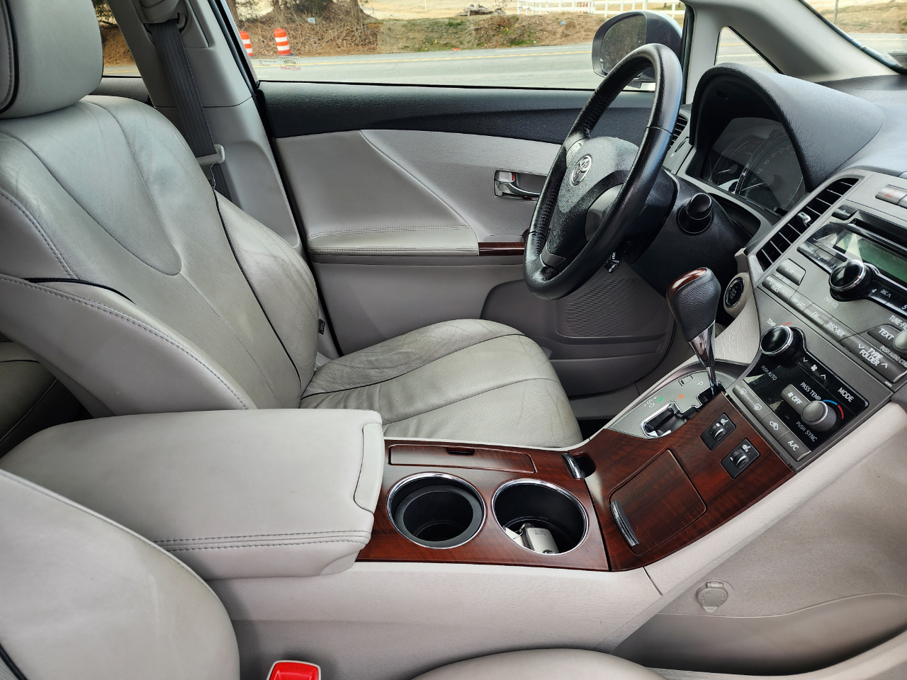 Toyota Venza FWD V6 2009