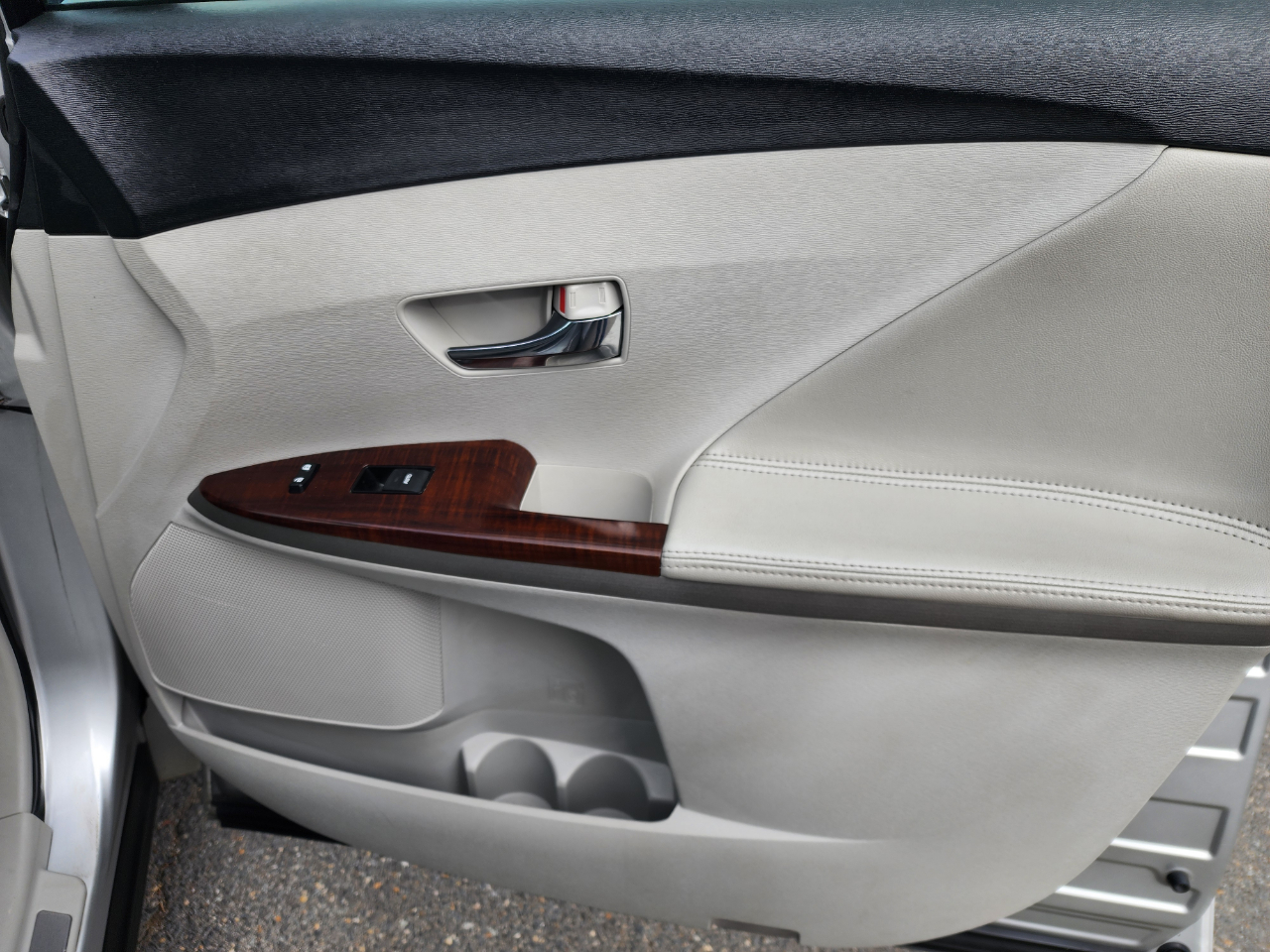 Toyota Venza FWD V6 2009