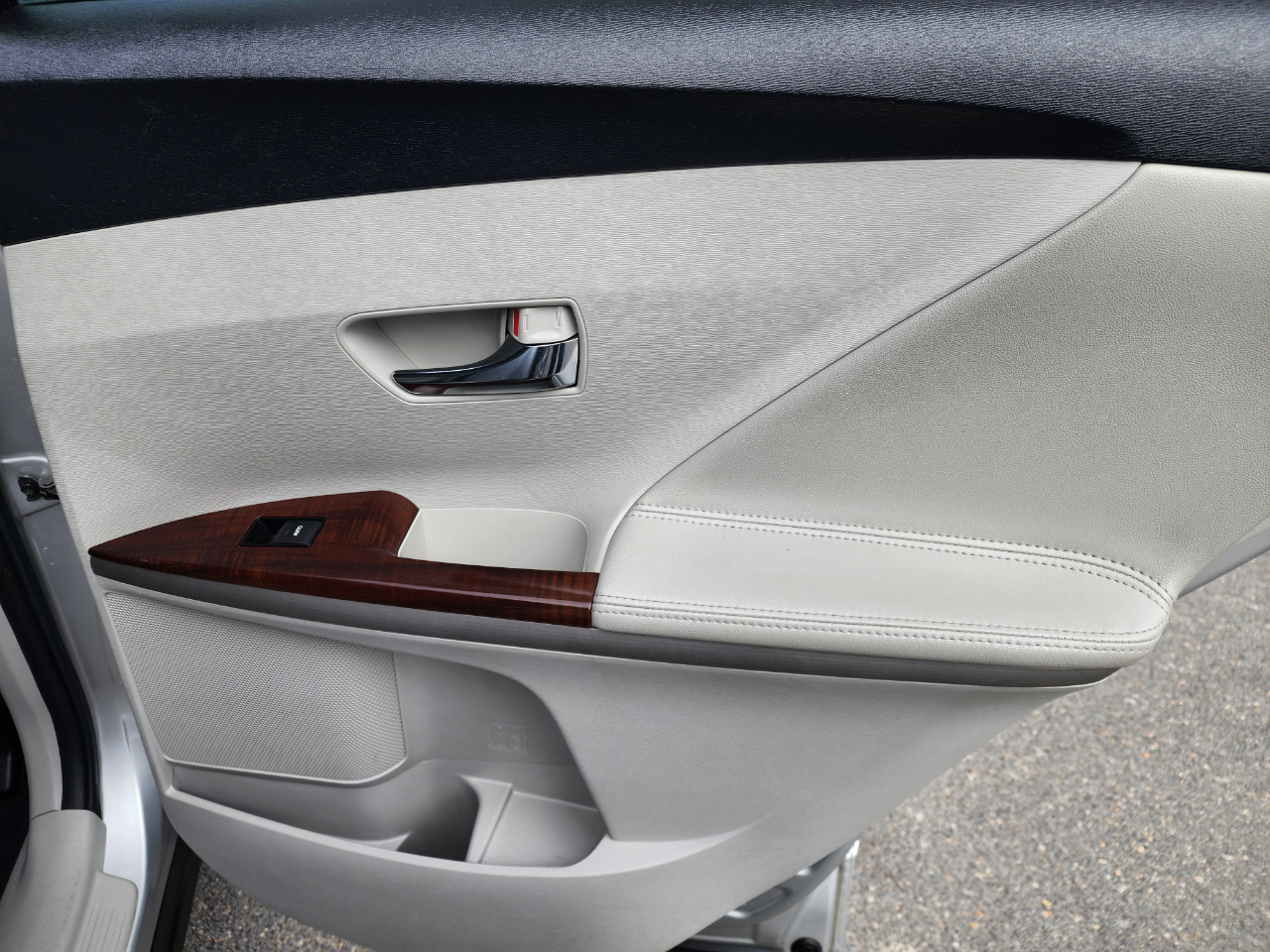 Toyota Venza FWD V6 2009