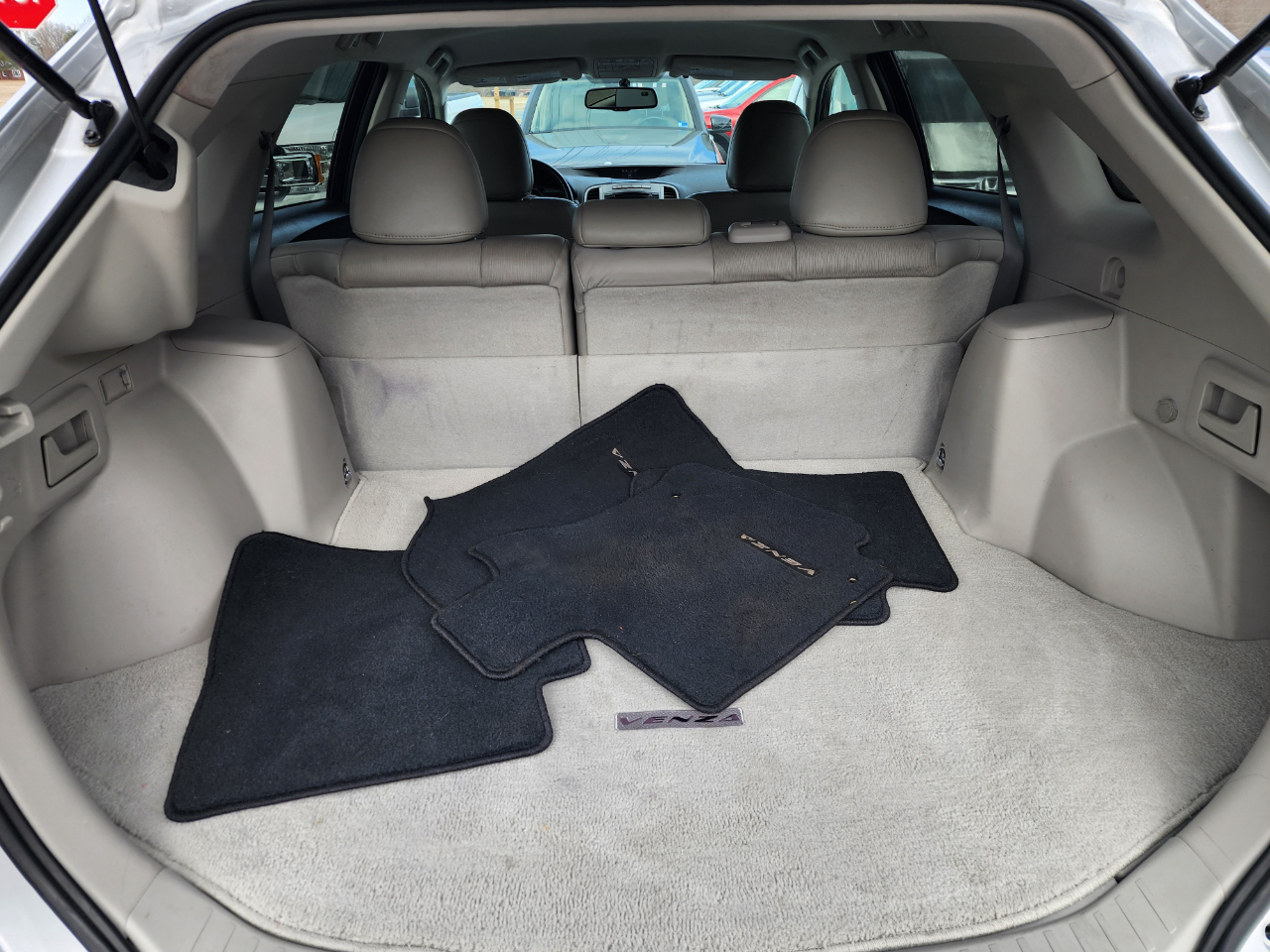 Toyota Venza FWD V6 2009