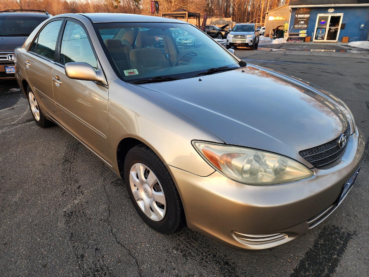 Toyota Camry Standard 2004