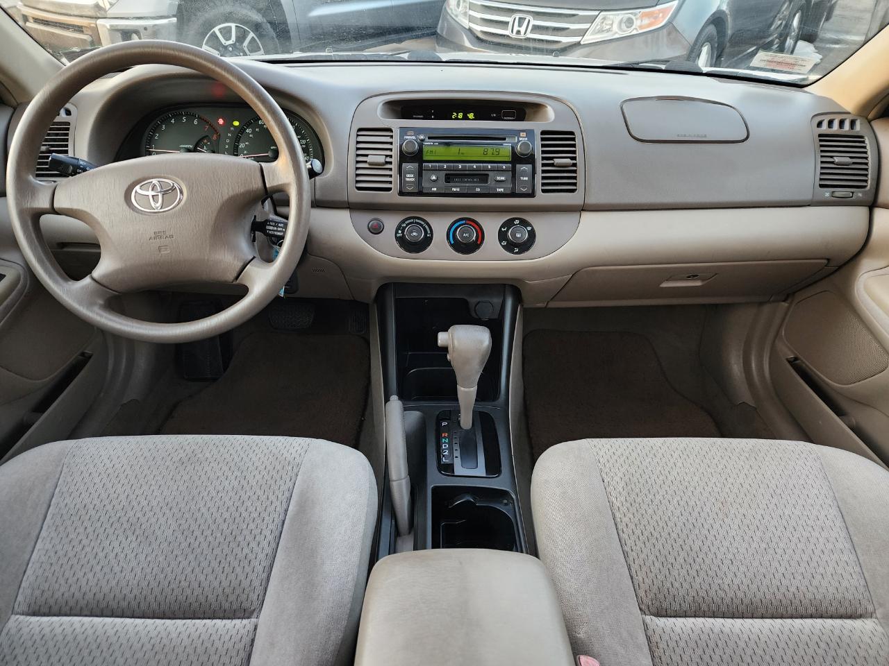 Toyota Camry Standard 2004