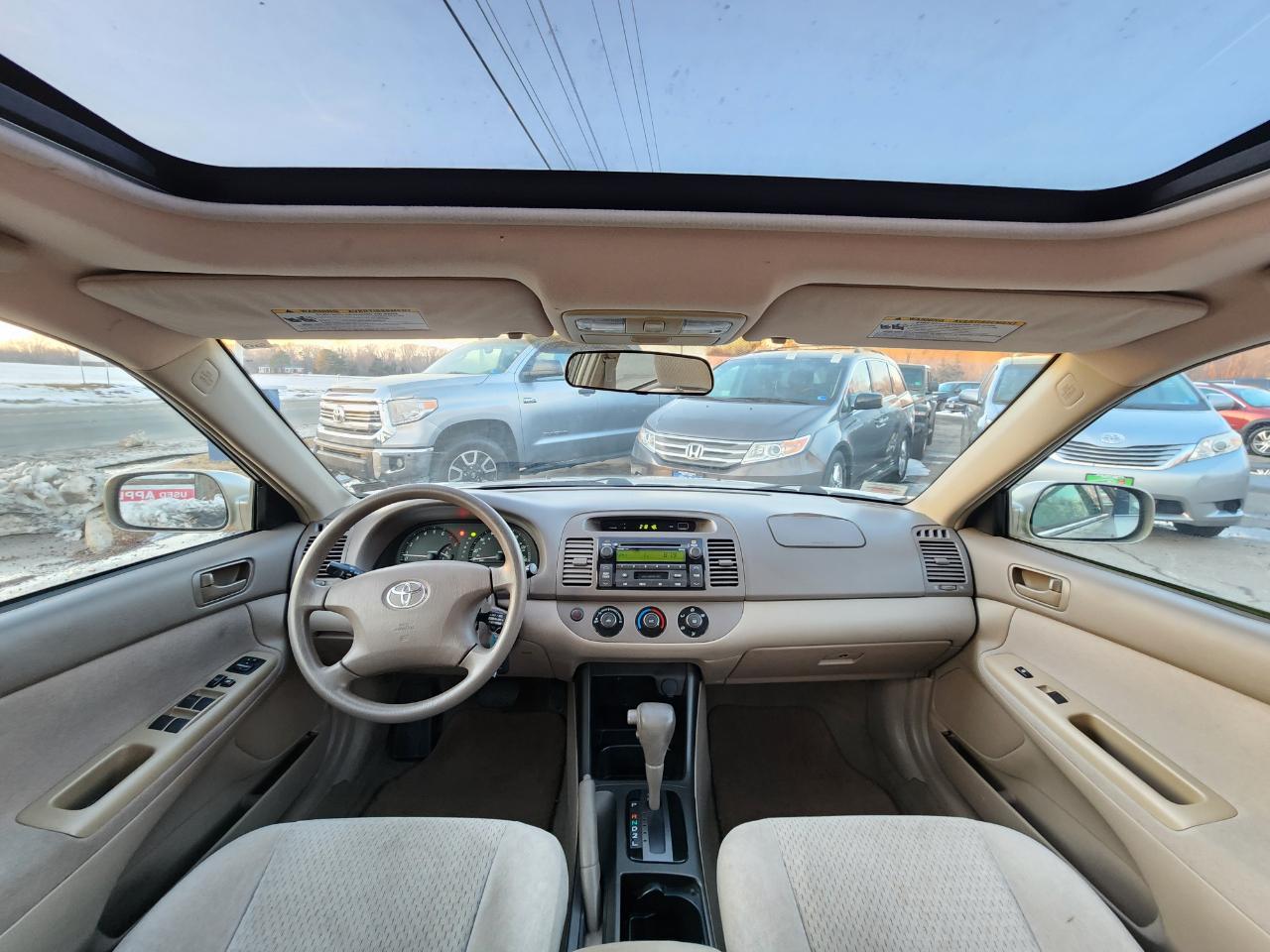 Toyota Camry Standard 2004