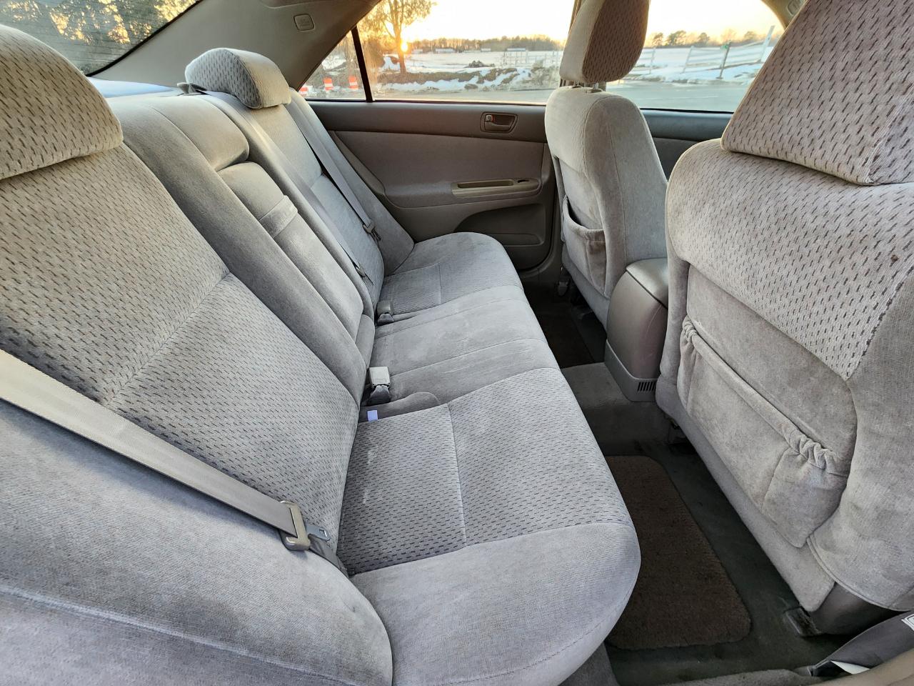 Toyota Camry Standard 2004