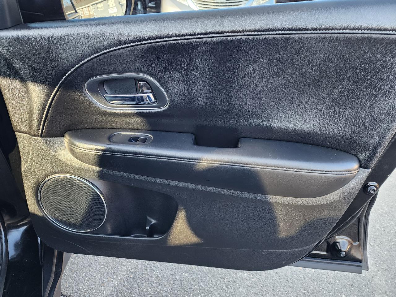 Honda HR-V EX-L w/Navigation CVT 2016