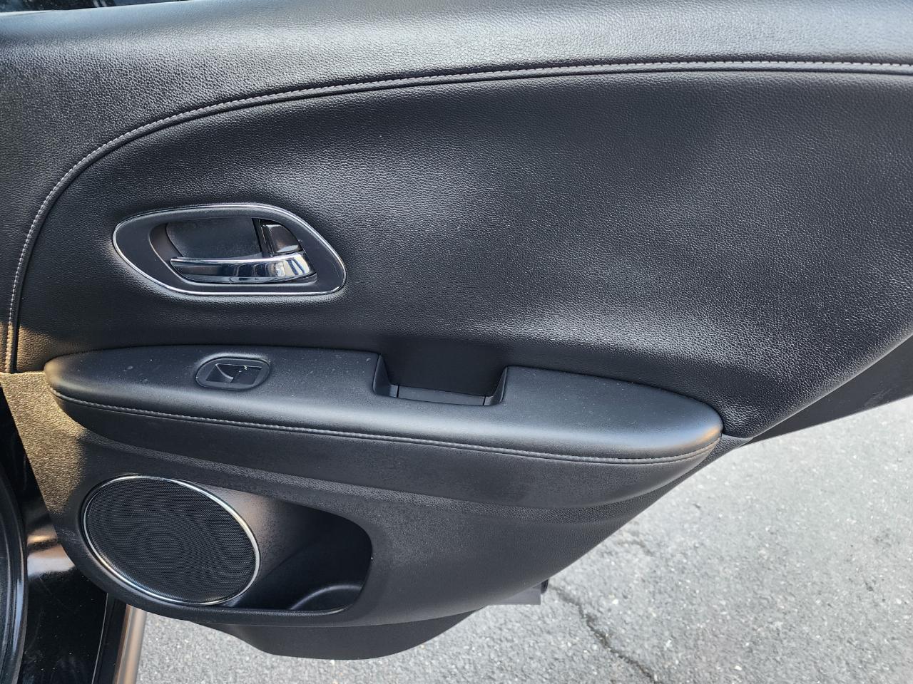 Honda HR-V EX-L w/Navigation CVT 2016