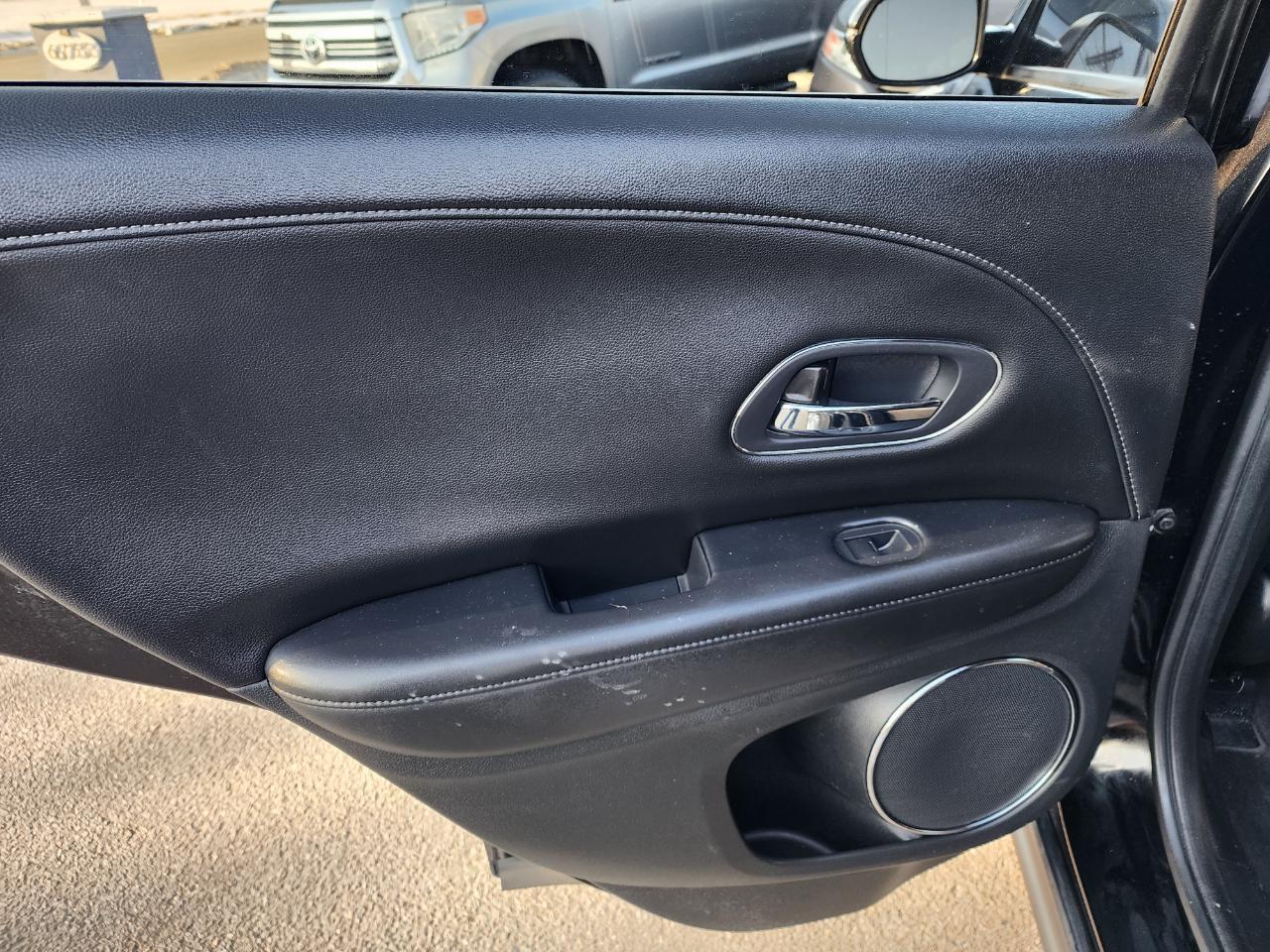 Honda HR-V EX-L w/Navigation CVT 2016