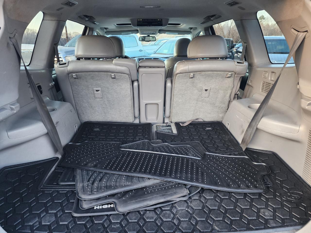 Toyota Highlander Limited 4WD 2011