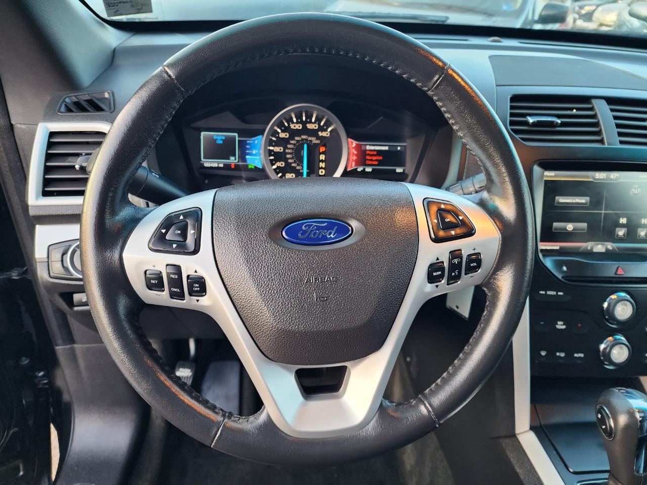 Ford Explorer XLT 4WD 2013