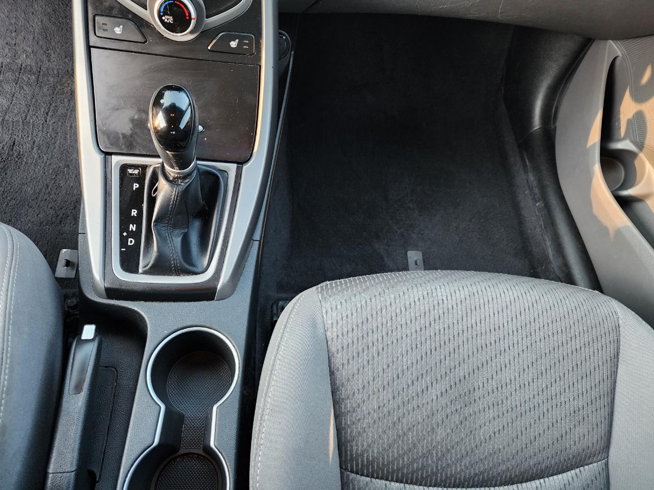 Hyundai Elantra Coupe A/T 2014