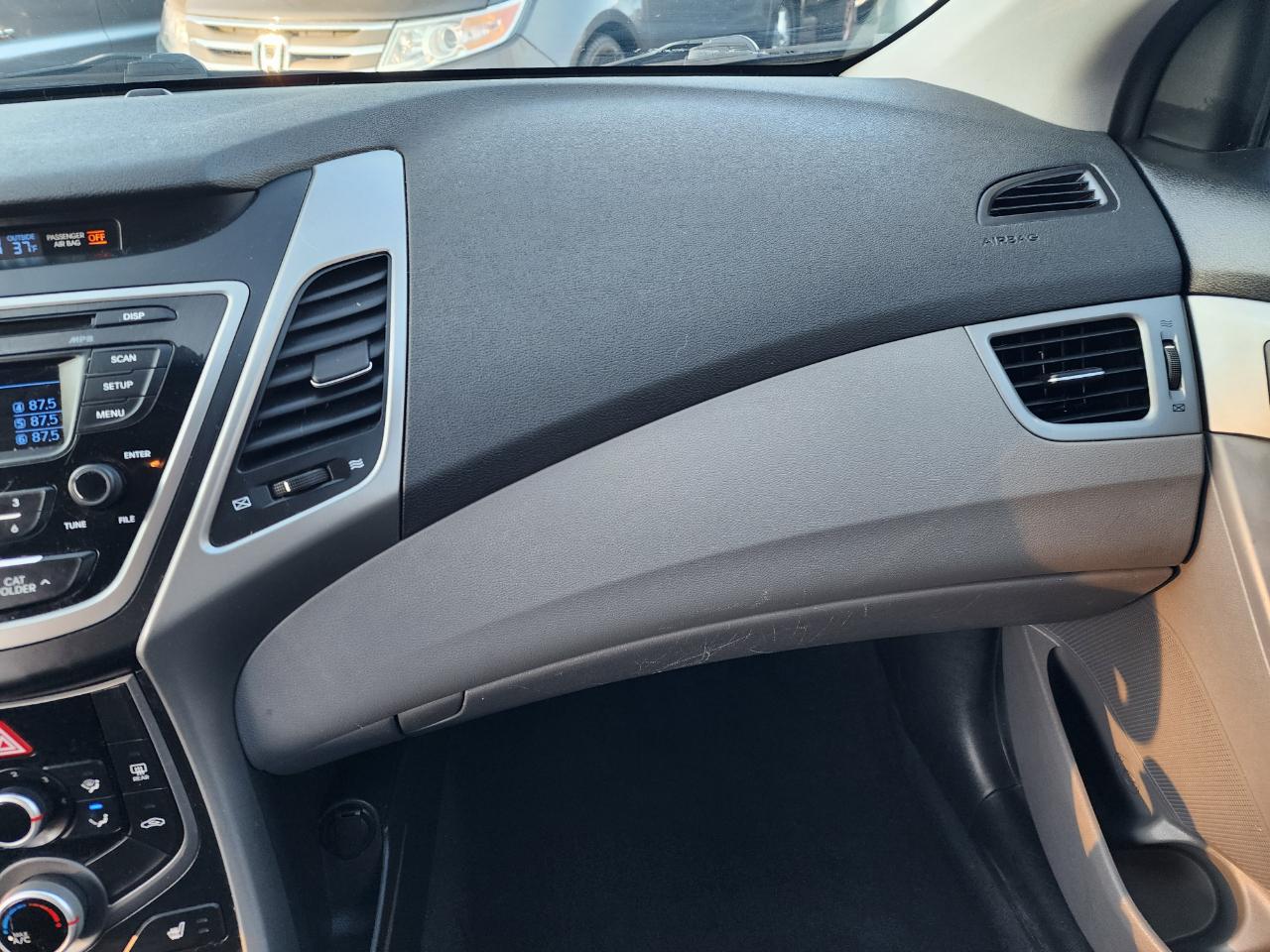 Hyundai Elantra Coupe A/T 2014