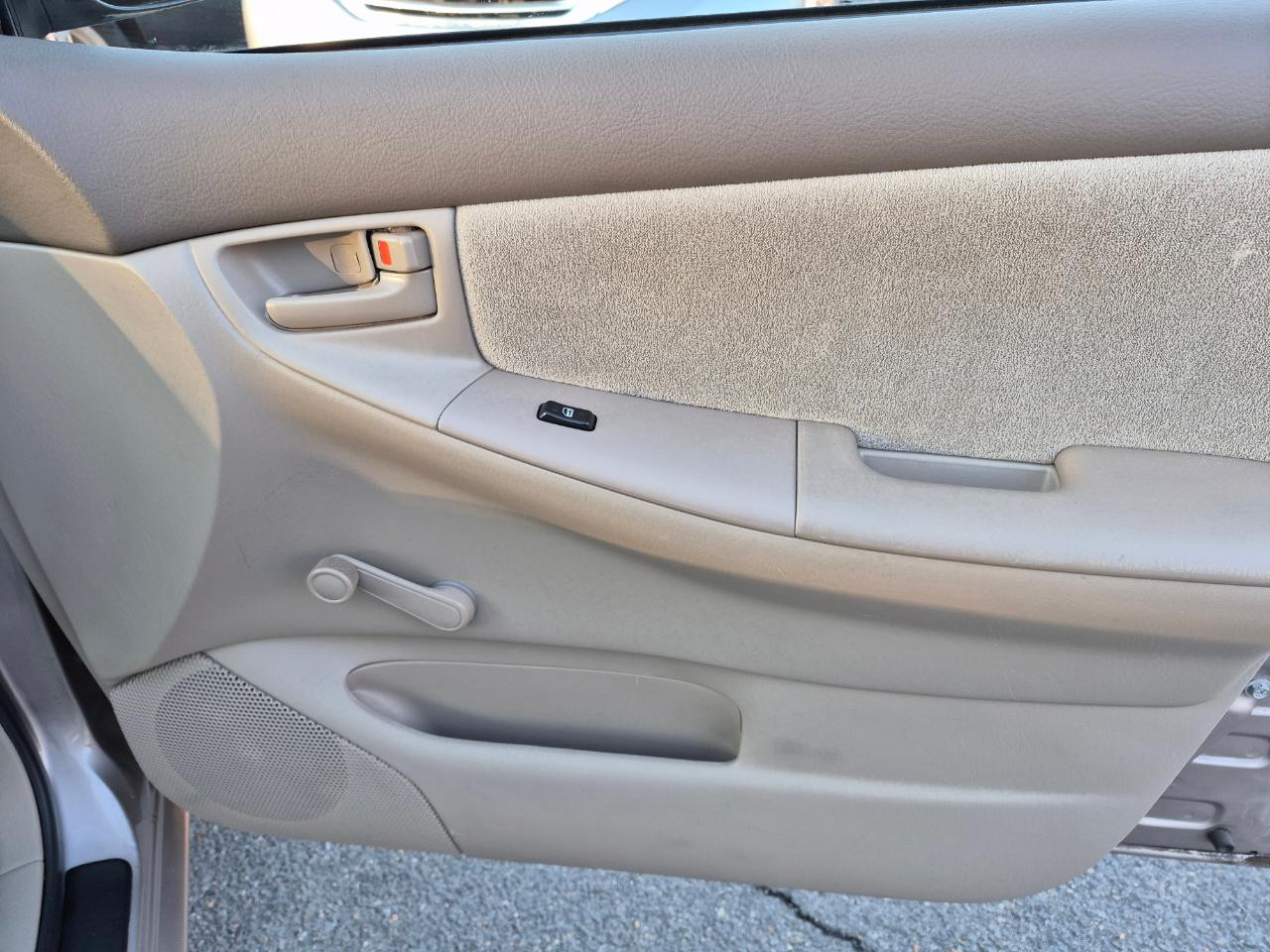 Toyota Corolla CE 2003