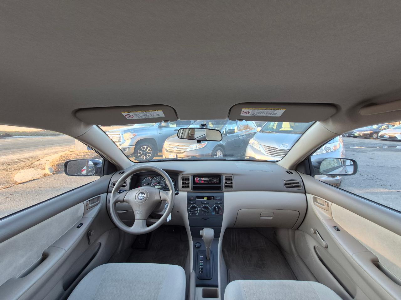 Toyota Corolla CE 2003