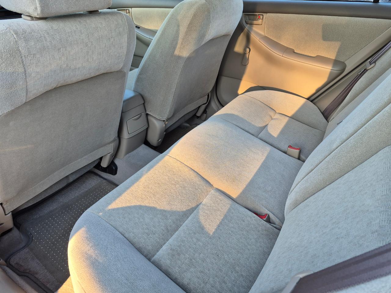 Toyota Corolla CE 2003