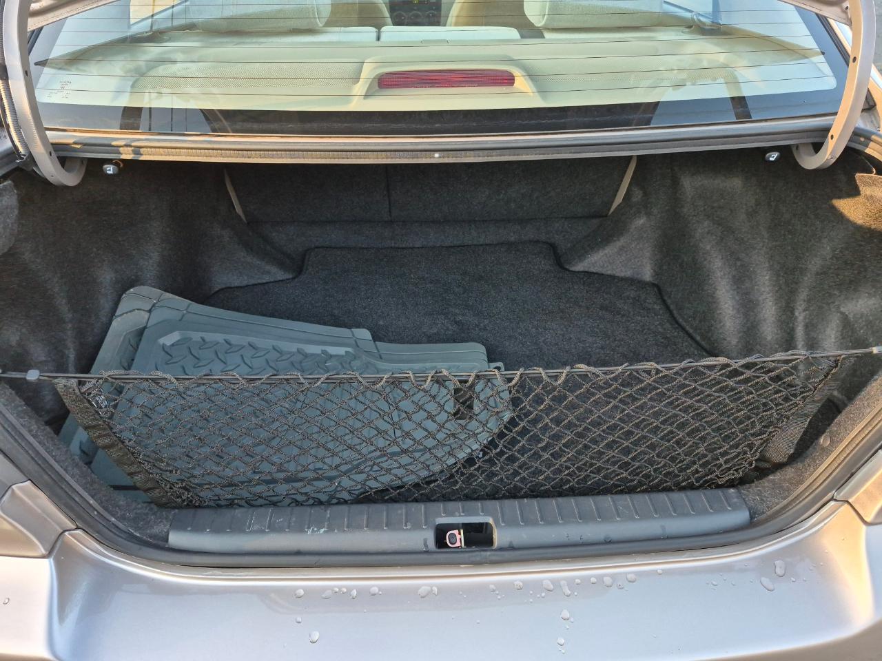 Toyota Corolla CE 2003