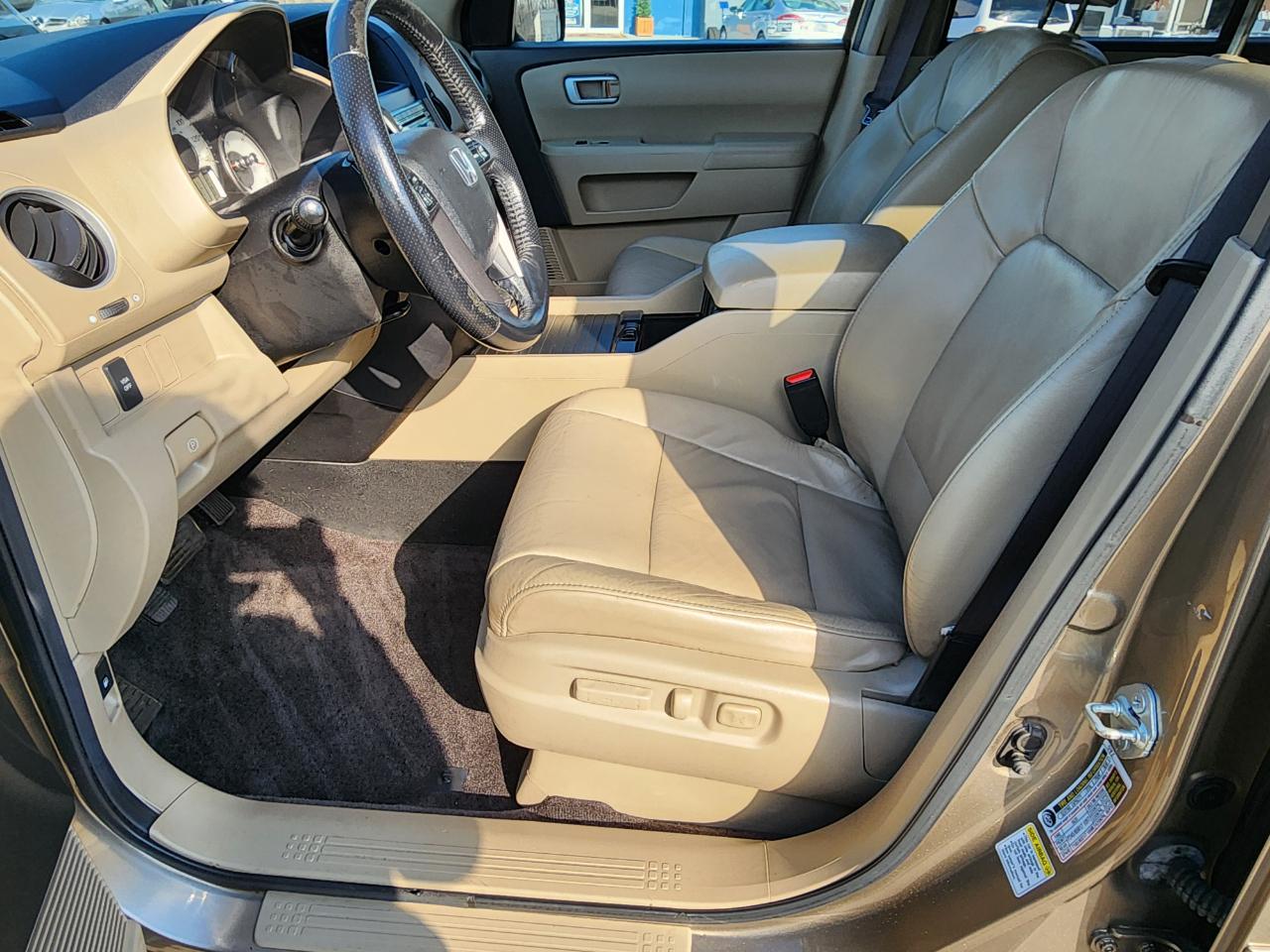 Honda Pilot EX-L 2WD w/ DVD 2011