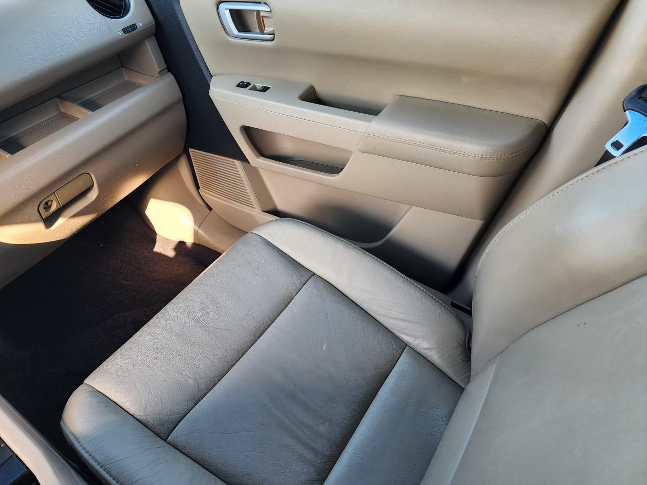 Honda Pilot EX-L 2WD w/ DVD 2011