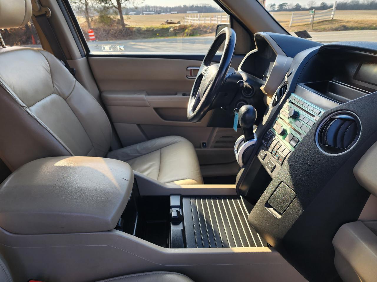 Honda Pilot EX-L 2WD w/ DVD 2011