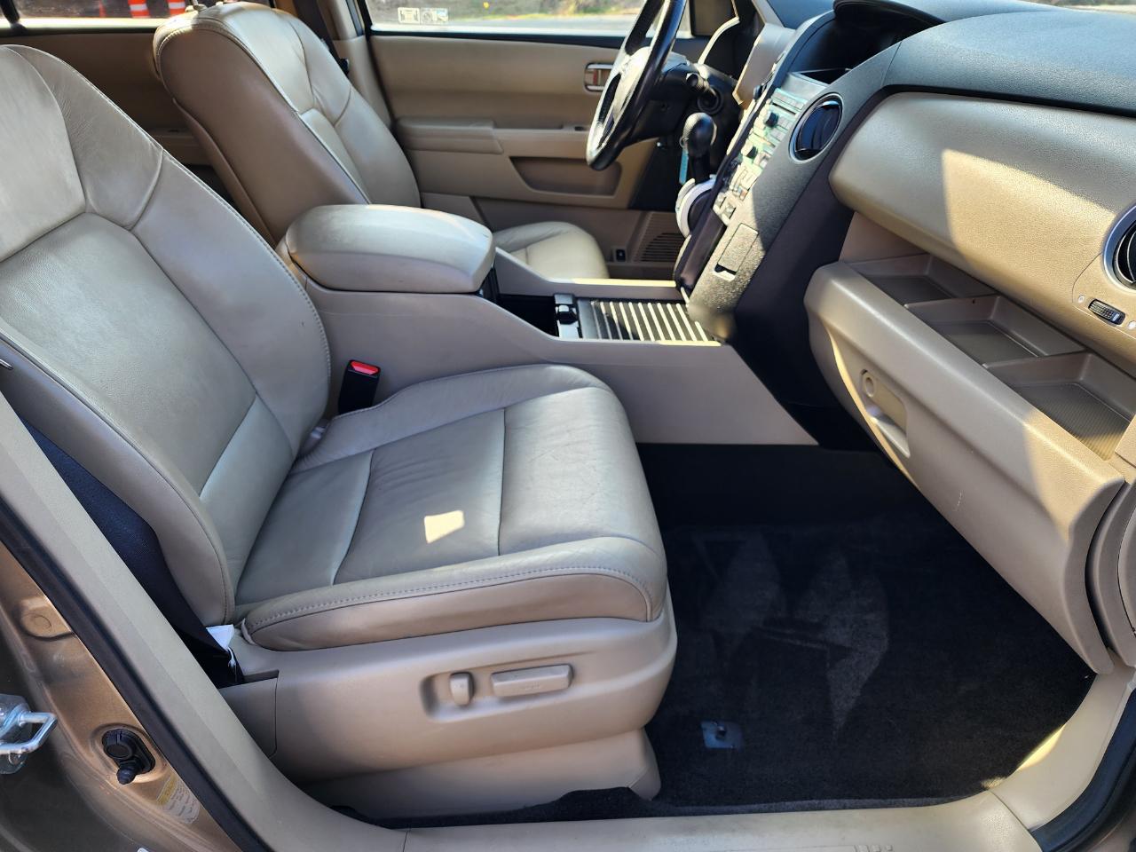 Honda Pilot EX-L 2WD w/ DVD 2011