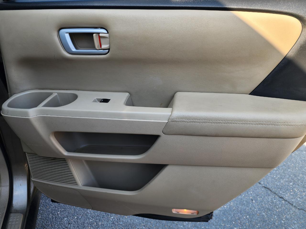 Honda Pilot EX-L 2WD w/ DVD 2011