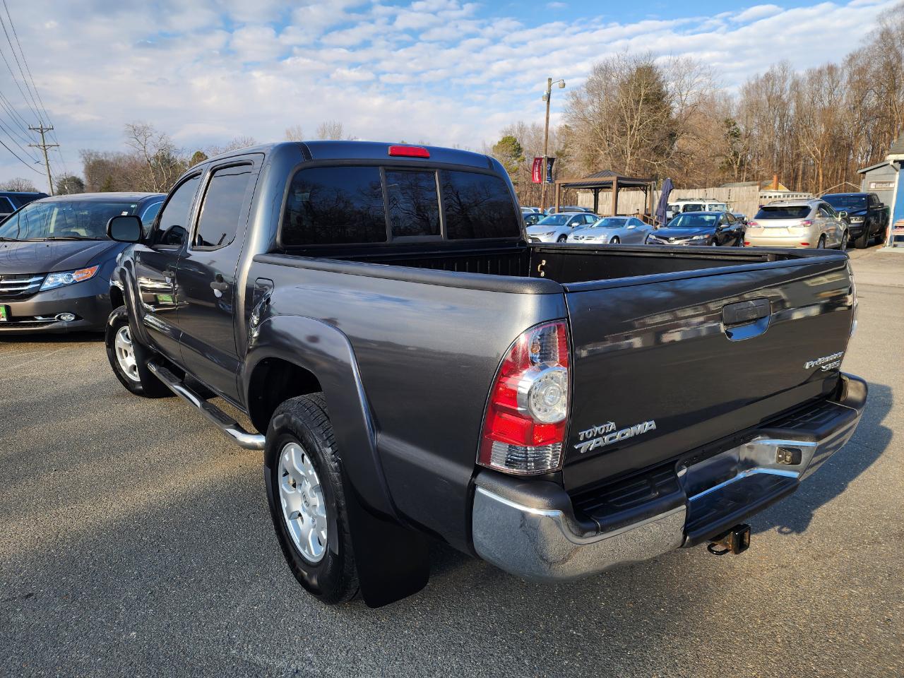 Toyota Tacoma PreRunner Double Cab Auto 2WD 2013
