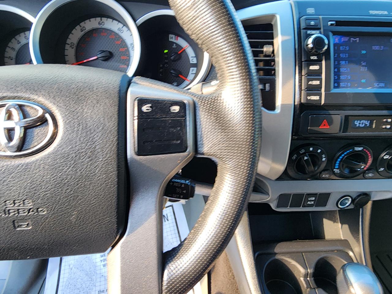 Toyota Tacoma PreRunner Double Cab Auto 2WD 2013