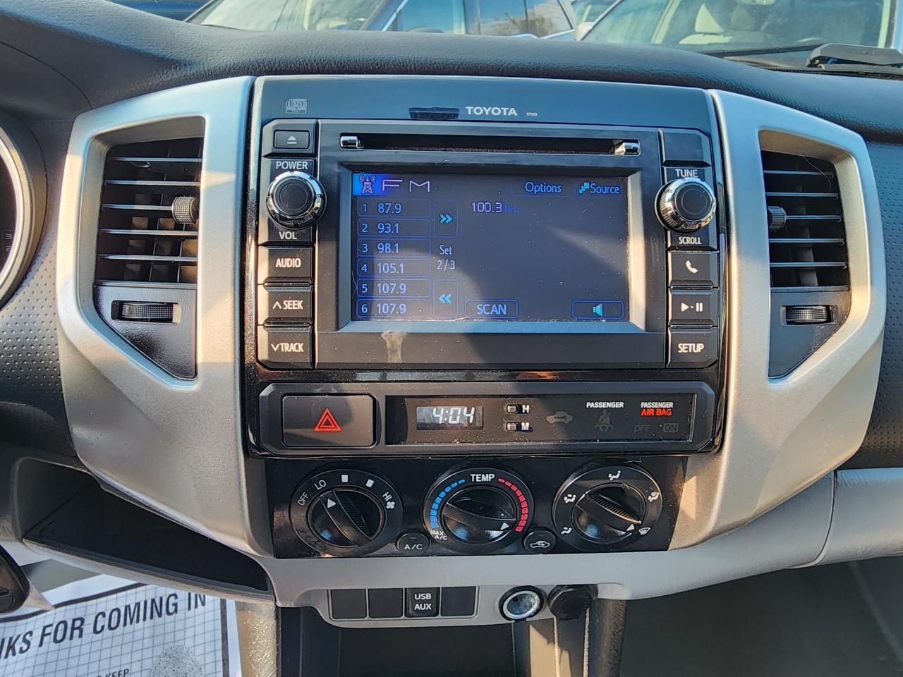 Toyota Tacoma PreRunner Double Cab Auto 2WD 2013