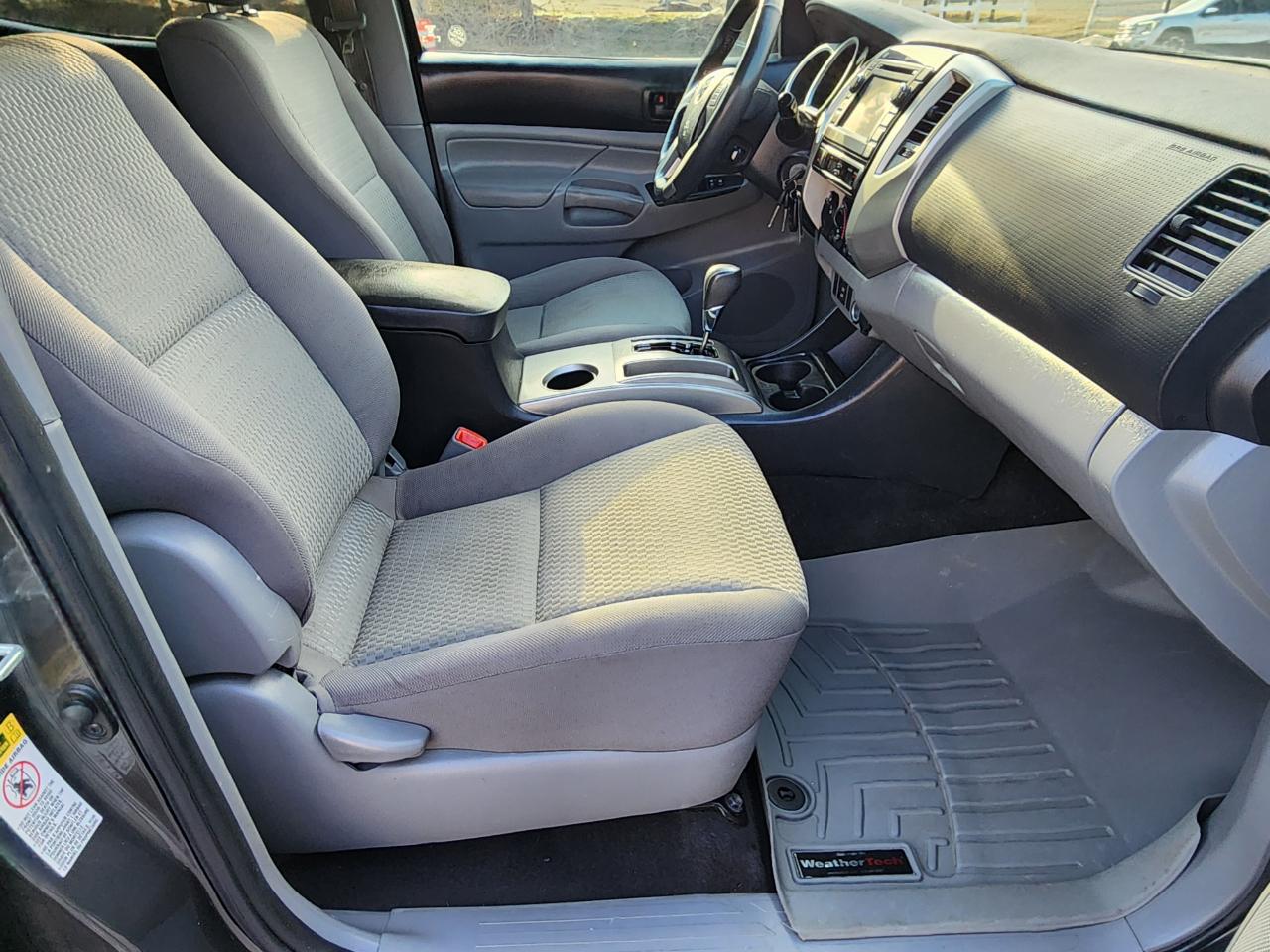 Toyota Tacoma PreRunner Double Cab Auto 2WD 2013