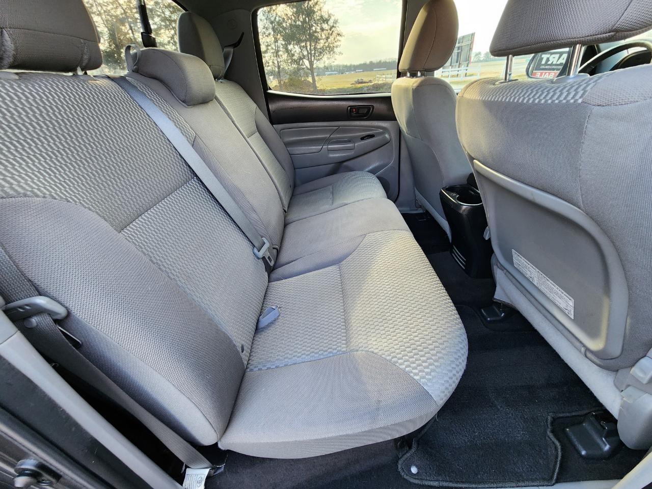 Toyota Tacoma PreRunner Double Cab Auto 2WD 2013