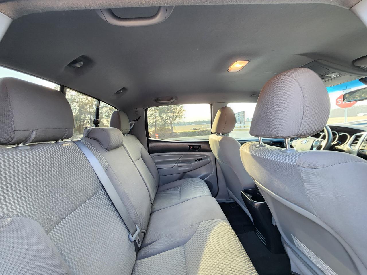 Toyota Tacoma PreRunner Double Cab Auto 2WD 2013