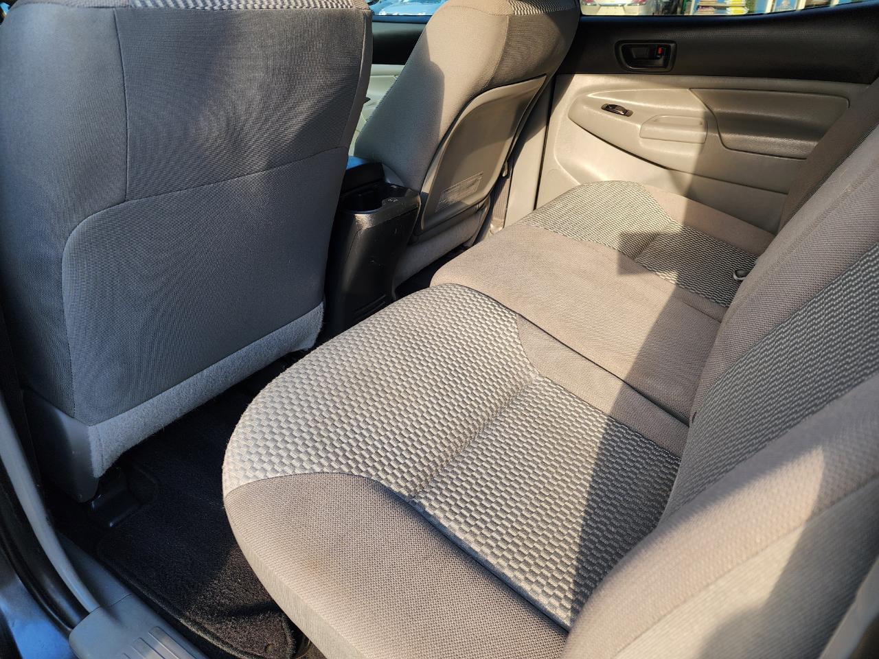 Toyota Tacoma PreRunner Double Cab Auto 2WD 2013