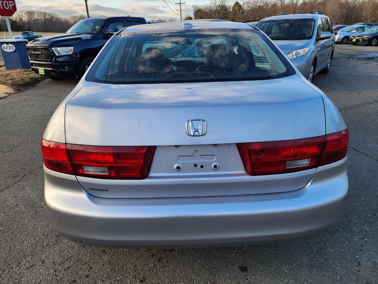 Honda Accord EX-L Sedan AT with XM Radio 2005