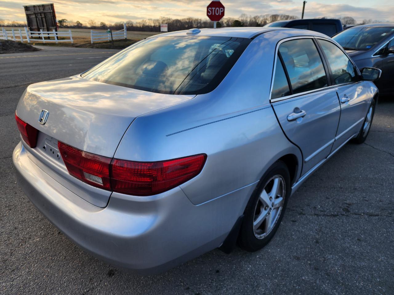 Honda Accord EX-L Sedan AT with XM Radio 2005