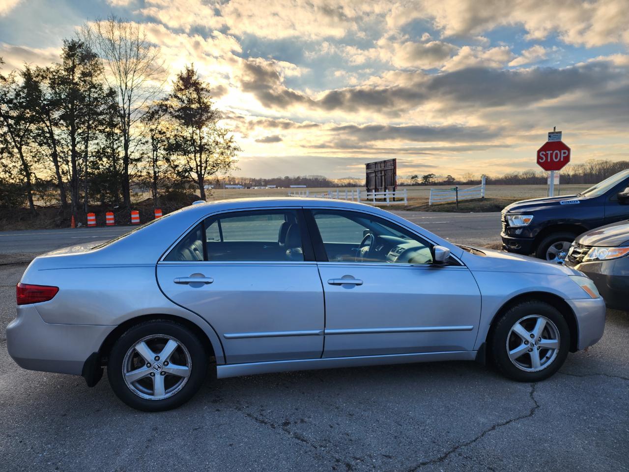 Honda Accord EX-L Sedan AT with XM Radio 2005