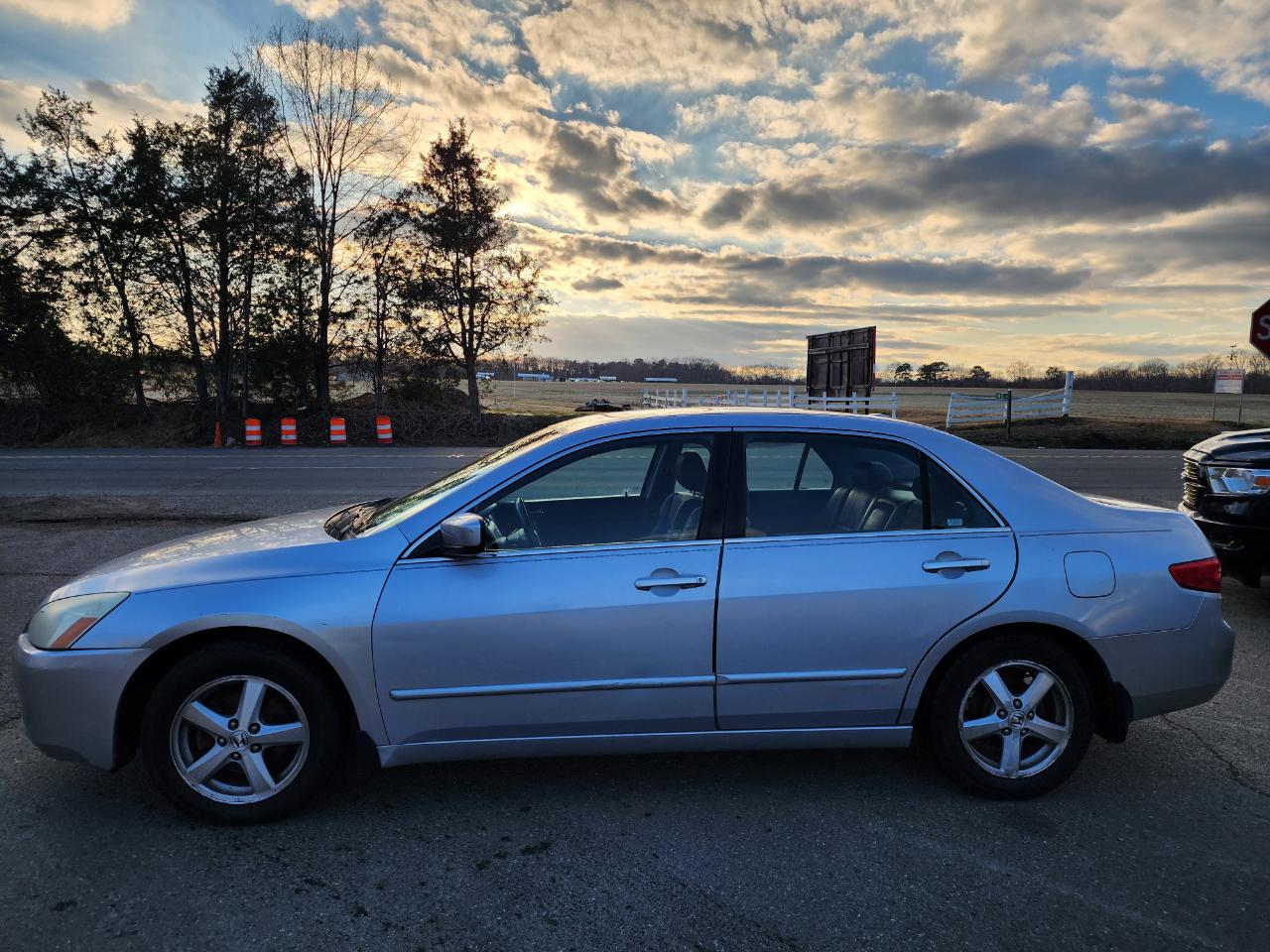 Honda Accord EX-L Sedan AT with XM Radio 2005
