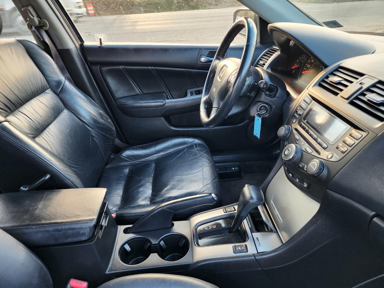 Honda Accord EX-L Sedan AT with XM Radio 2005