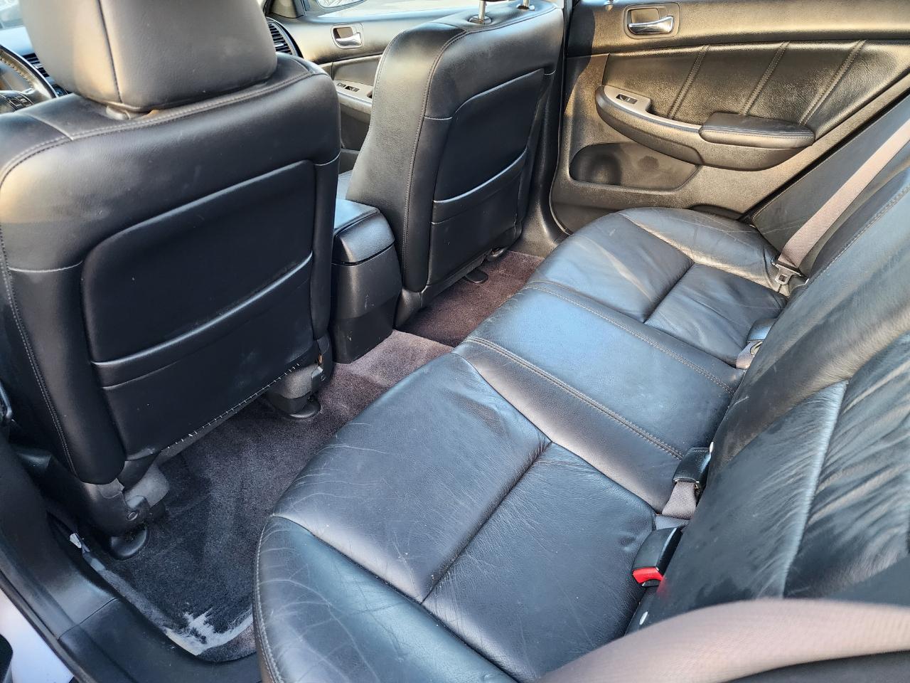 Honda Accord EX-L Sedan AT with XM Radio 2005