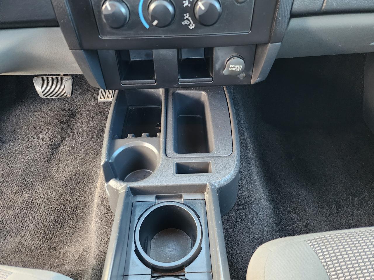 Dodge Dakota SLT Extended Cab 2WD 2010