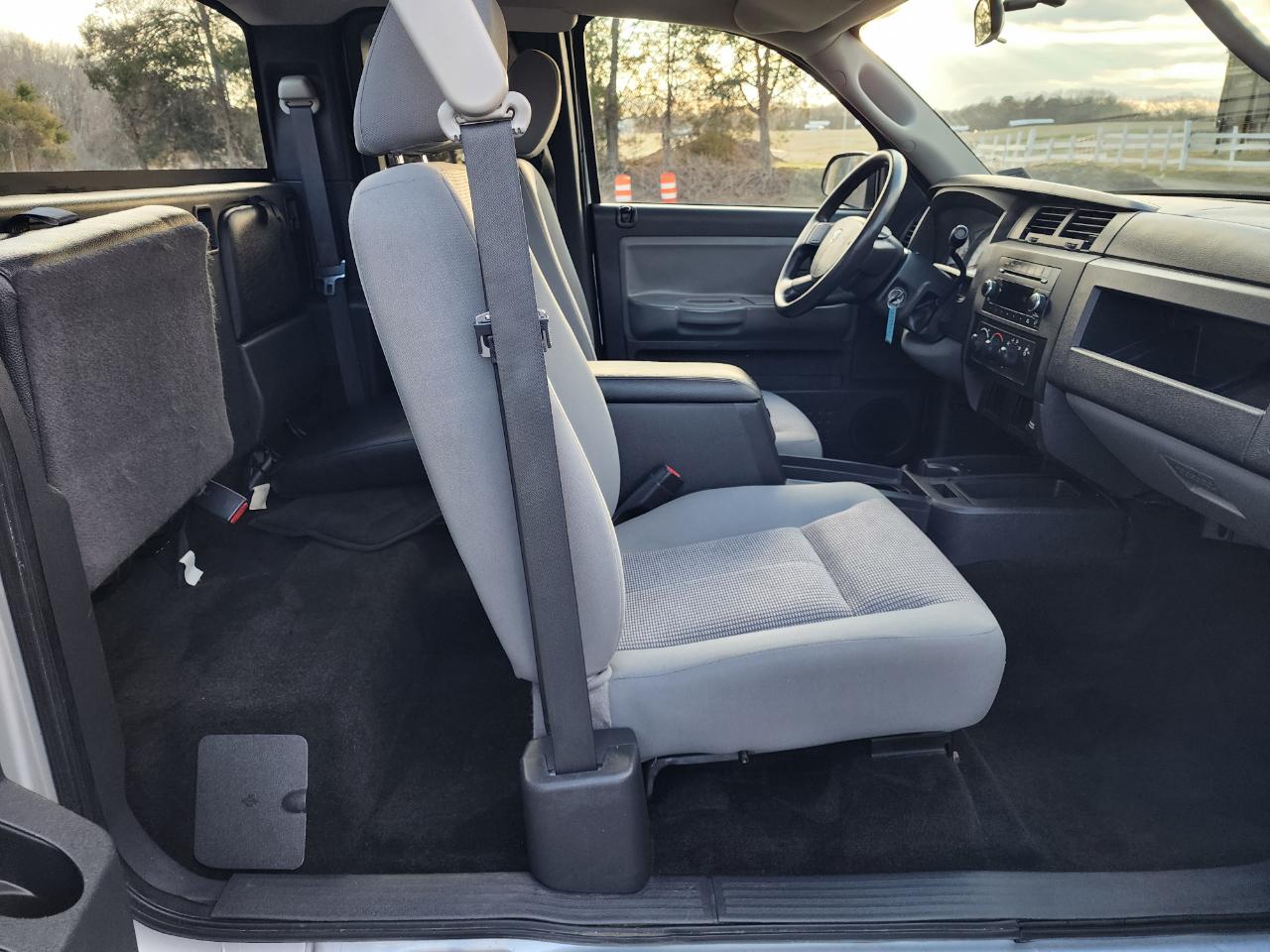 Dodge Dakota SLT Extended Cab 2WD 2010