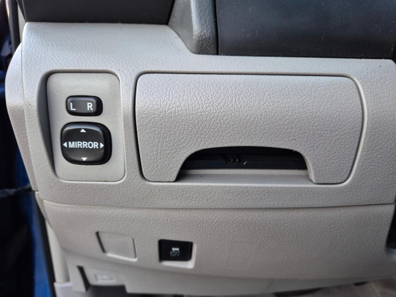 Toyota Camry LE 2011