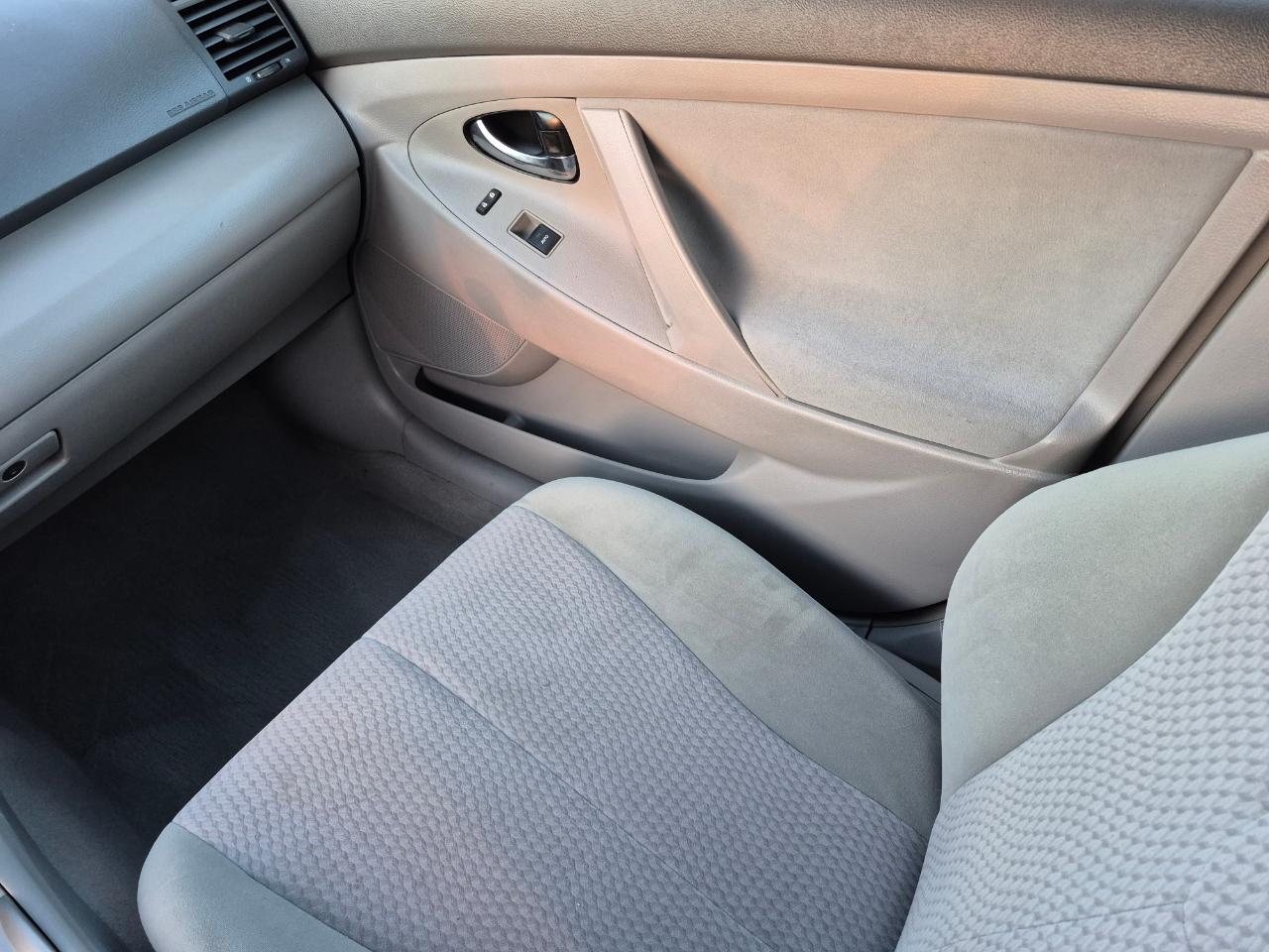 Toyota Camry LE 2011